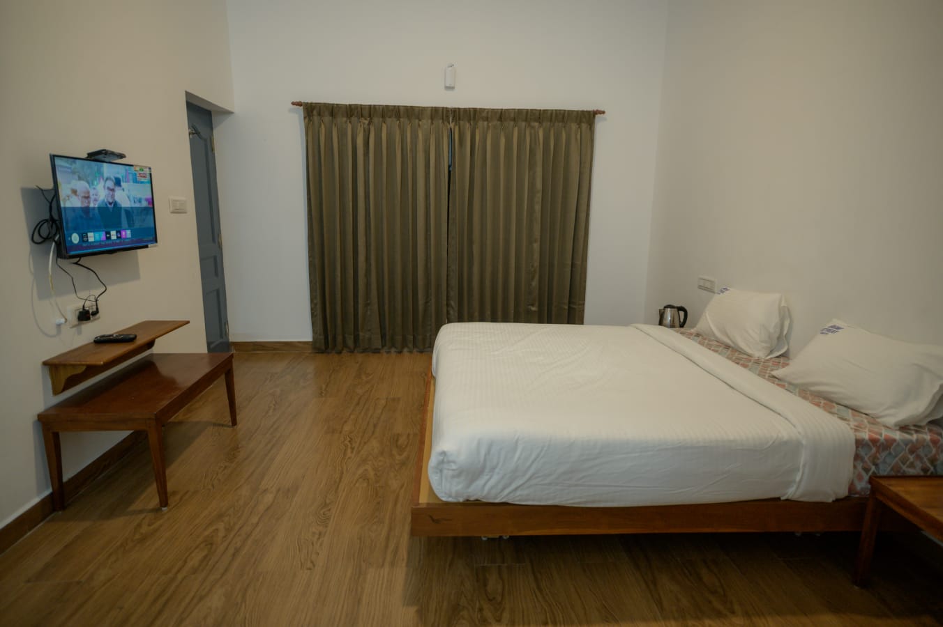 10 bhk new property photo