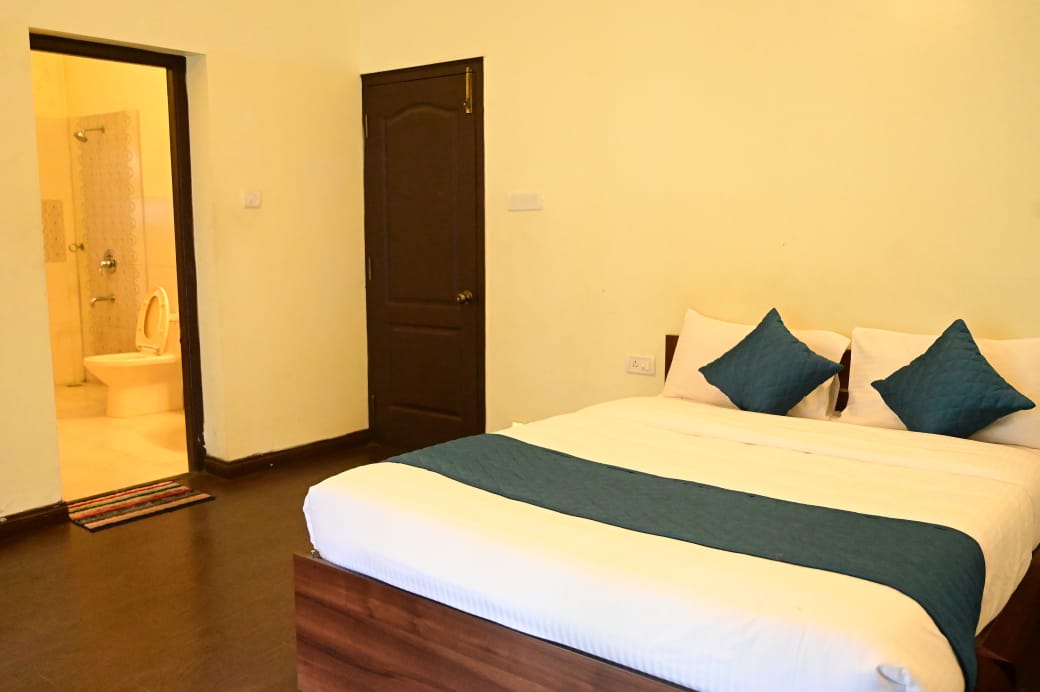 Yazhini villa photo
